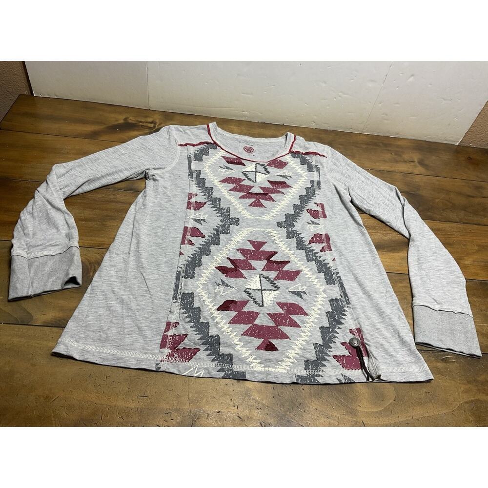 Double D Ranch Women’s Gray Long Sleeve Southwest Pattern Embroidered Top